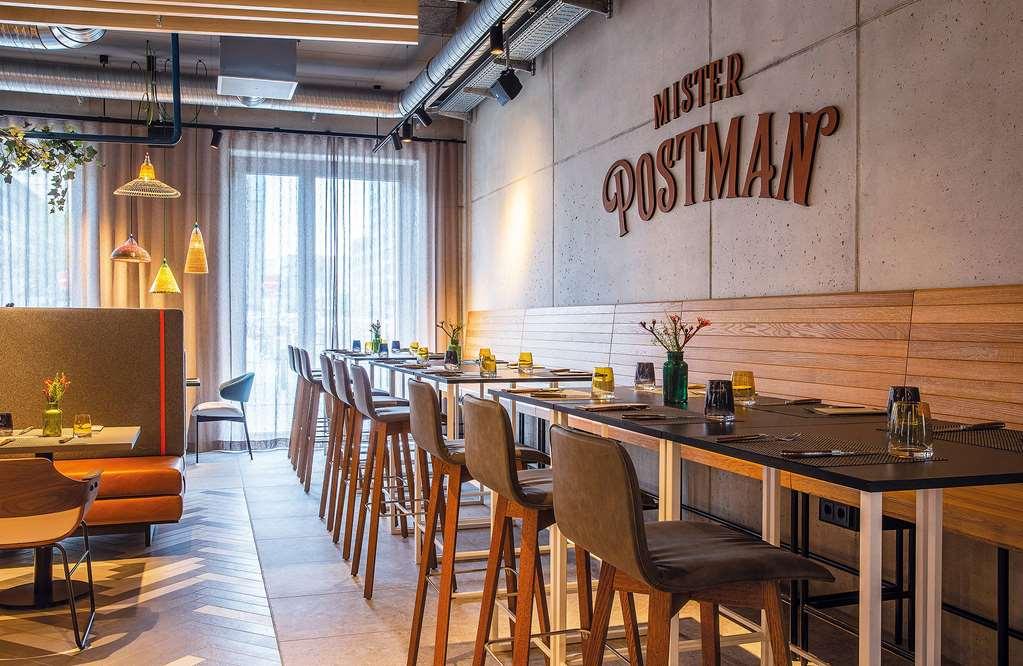 Hilton Garden Inn Mannheim Restaurant photo